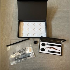 Lashify Control Kit with Bold “B” lashes and accessories , lash extension kit